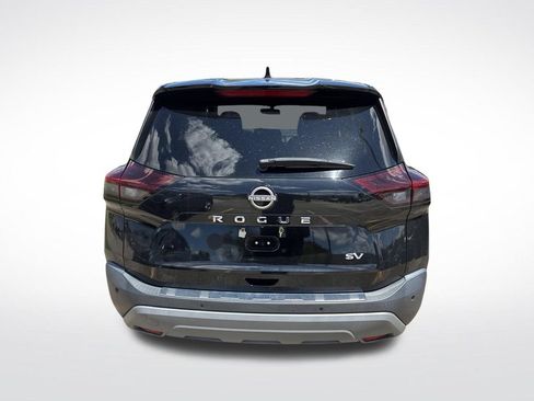 Used 2023 Nissan Rogue SV FWD image 9