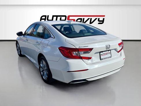 Used 2018 Honda Accord LX image 5