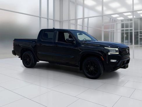 Certified 2023 Nissan Frontier SV w/ Midnight Edition Package RWD image 8