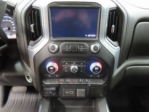 Used 2021 GMC Sierra 1500 Elevation image 13
