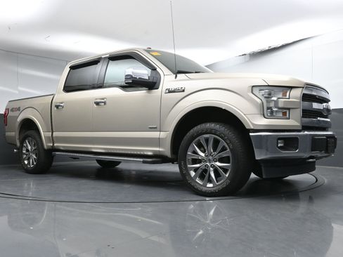 Used 2017 Ford F150 Lariat w/ Equipment Group 502A Luxury image 26