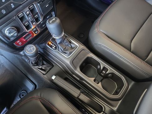 New 2026 Jeep Wrangler Unlimited Rubicon image 25