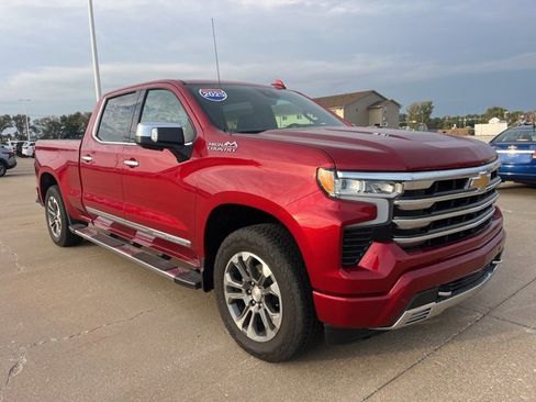 Used 2025 Chevrolet Silverado 1500 High Country image 1