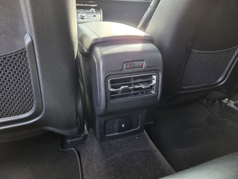 Used 2022 Lincoln Corsair FWD w/ Premium Package image 23