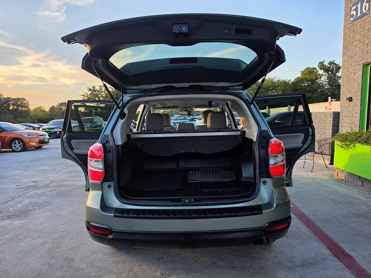 Used 2016 Subaru Forester 2.5i Limited AWD/4WD image 25