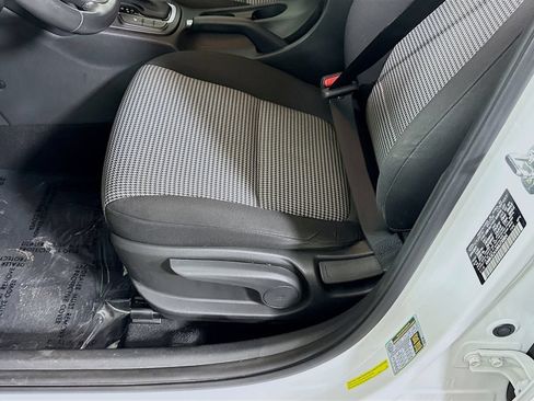 Used 2021 Hyundai Kona SEL AWD/4WD image 22