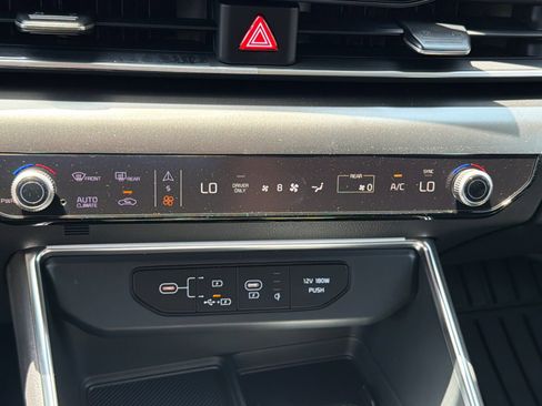 New 2026 Kia Carnival SX Prestige FWD image 23