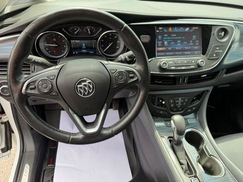 Used 2020 Buick Envision Essence FWD image 13