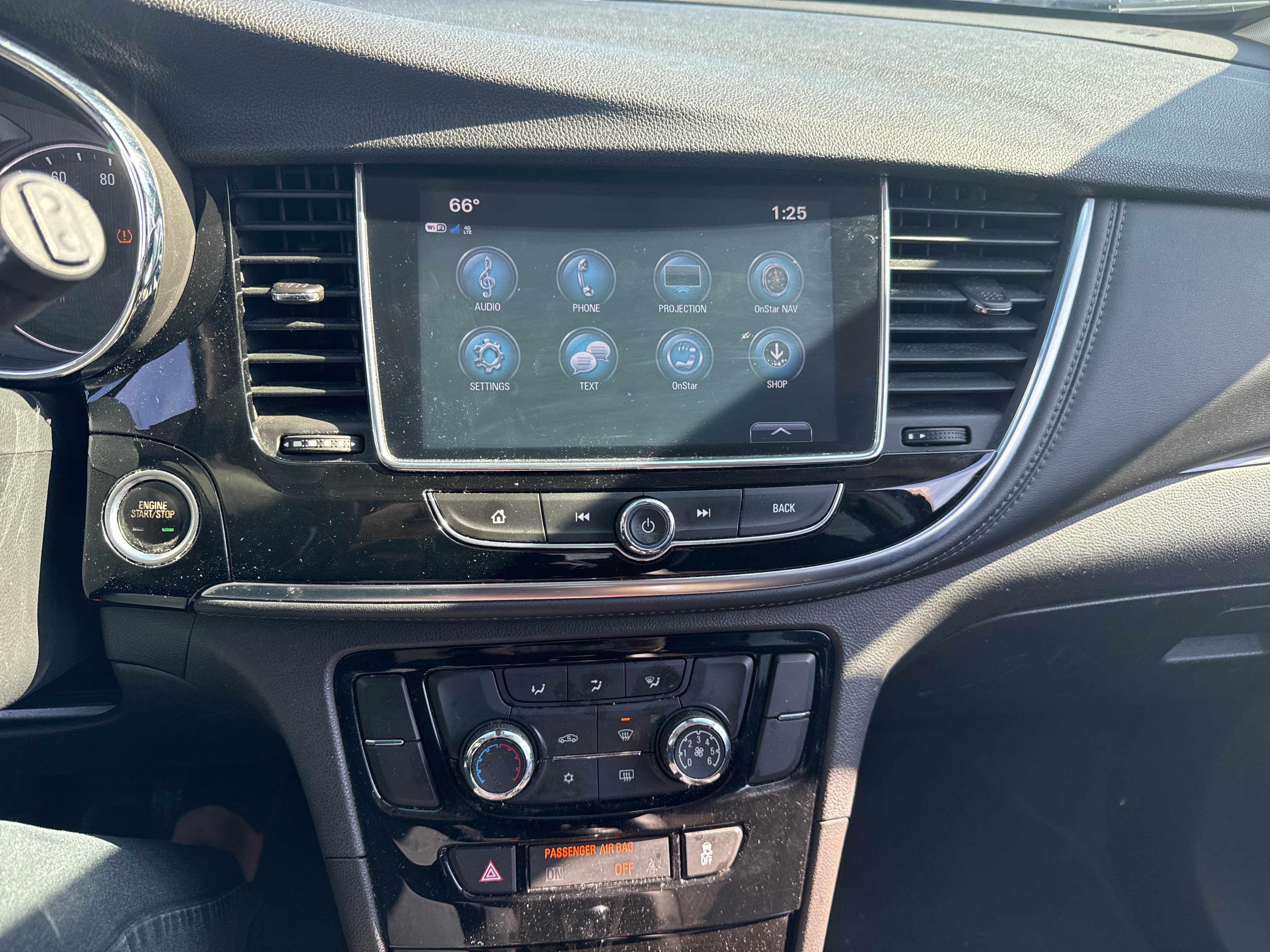Used 2017 Buick Encore Preferred FWD image 2