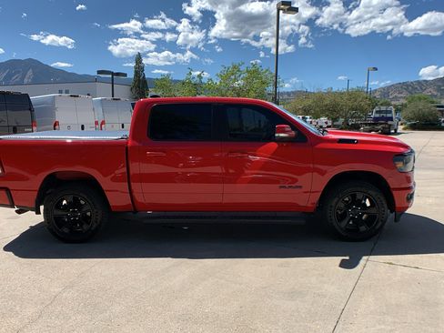 Used 2020 RAM 1500 Big Horn AWD/4WD image 6
