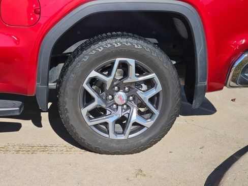 Used 2024 GMC Sierra 1500 SLT w/ SLT Premium Plus Package image 8