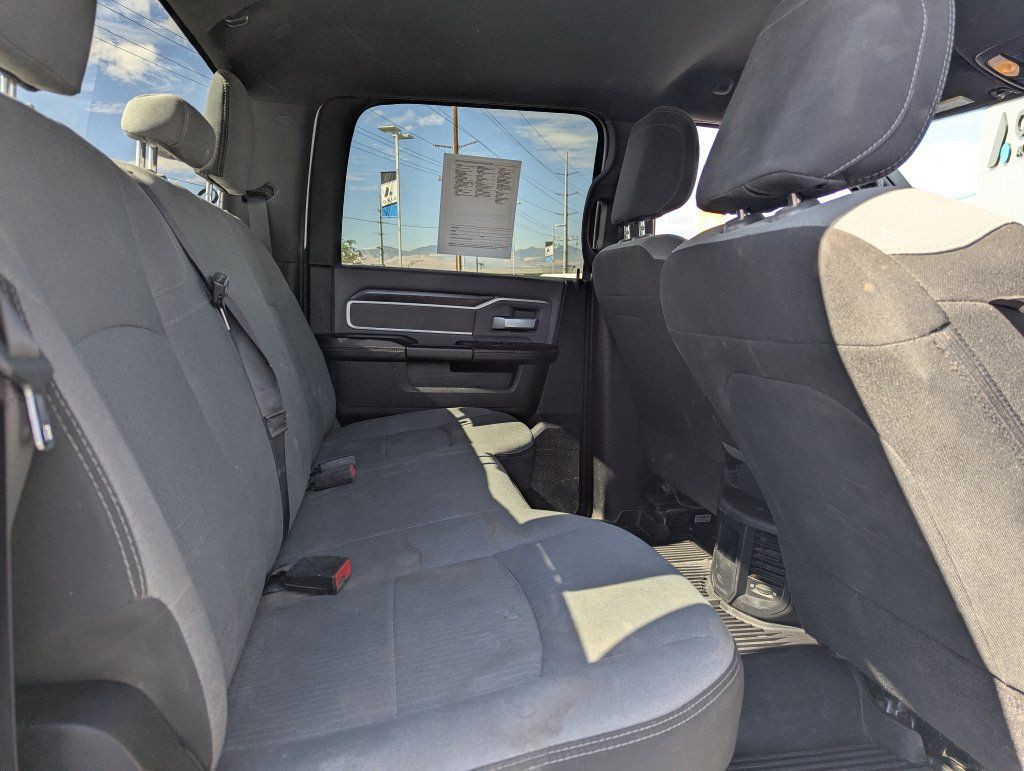 Used 2023 RAM 2500 Big Horn w/ Cold Weather Group AWD/4WD image 31