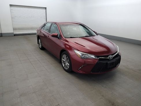 Used 2017 Toyota Camry SE FWD image 13