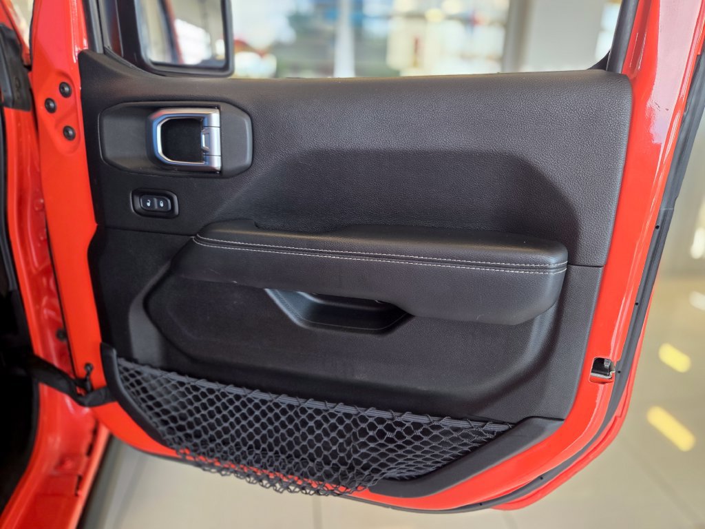 Used 2020 Jeep Gladiator Rubicon AWD/4WD image 19