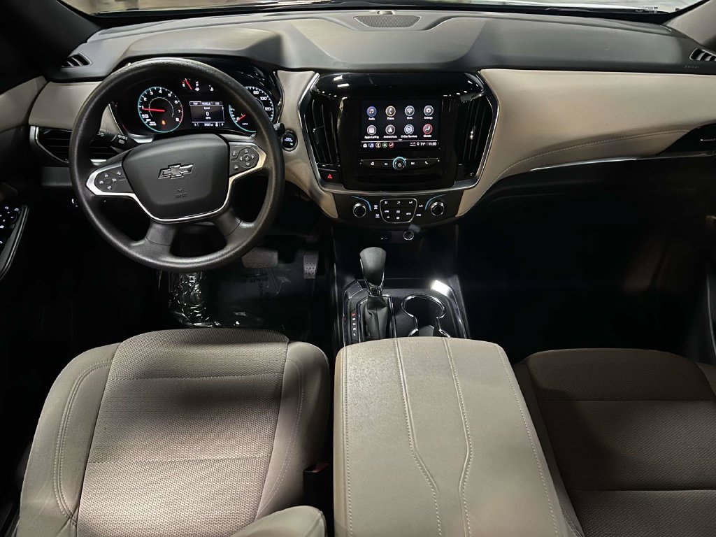 Used 2023 Chevrolet Traverse LS w/ Midnight/Sport Edition FWD image 10