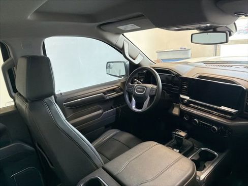 Used 2024 GMC Sierra 1500 SLT w/ SLT Premium Package image 29