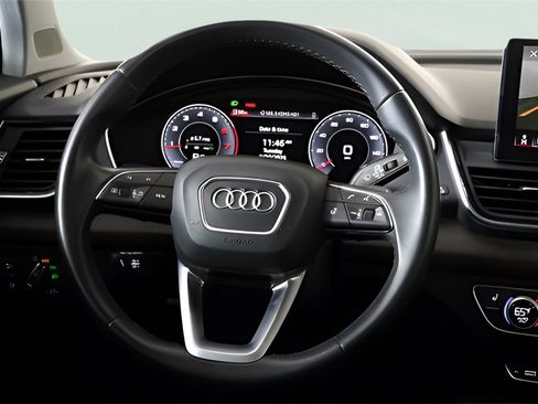 Used 2022 Audi Q5 2.0T Premium Plus image 24