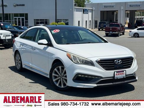 Used 2016 Hyundai Sonata Limited w/ Option Group 05 FWD image 1
