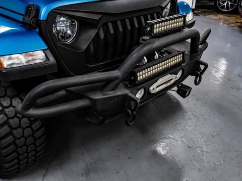 Used 2020 Jeep Wrangler Unlimited Sahara AWD/4WD image 49
