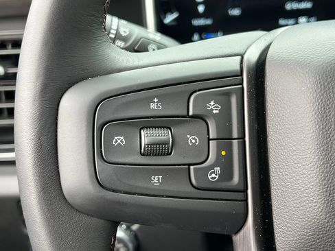 Certified 2026 GMC Sierra 2500 AT4X w/ LPO, Black Badging Package image 37