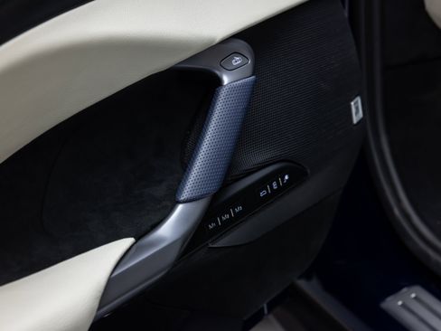 Used 2025 Ferrari 296 GTS image 49