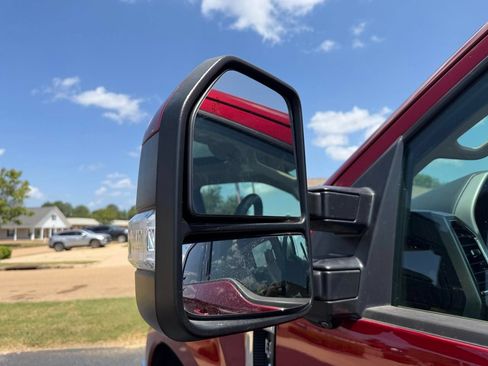 Used 2018 Ford F250 Lariat w/ Lariat Ultimate Package AWD/4WD image 9