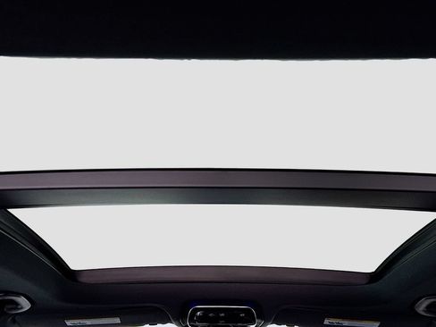 New 2026 Mercedes-Benz GLC 300 4MATIC image 23