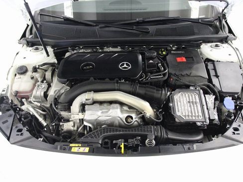 Certified 2025 Mercedes-Benz CLA 250 4MATIC image 12
