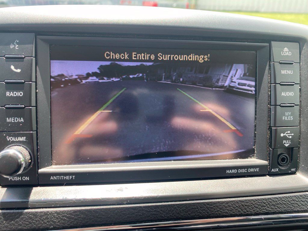 Used 2019 Dodge Grand Caravan SE FWD image 13