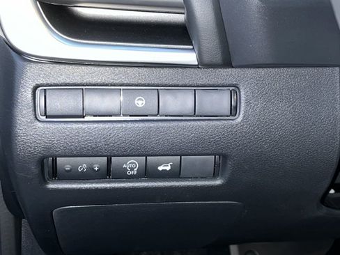 New 2026 Nissan Rogue SV w/ Cold Weather Package AWD/4WD image 25