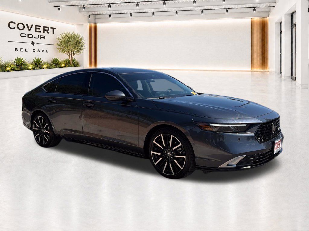 Used 2025 Honda Accord Touring 360° Tour