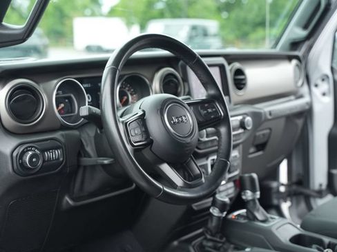 Used 2021 Jeep Wrangler Unlimited Sport AWD/4WD image 27