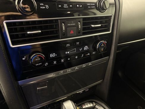Used 2023 Nissan Armada SV image 29