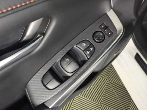 Used 2021 Nissan Sentra SR w/ SR Premium Package FWD image 14