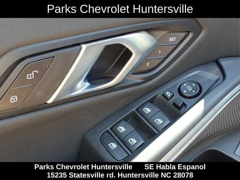 Used 2025 BMW 330i xDrive Sedan AWD/4WD image 20