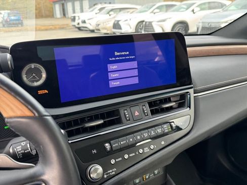 Used 2025 Lexus ES 350 Ultra Luxury image 22