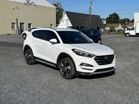 Used 2017 Hyundai Tucson Sport w/ Cargo Package AWD/4WD image 2