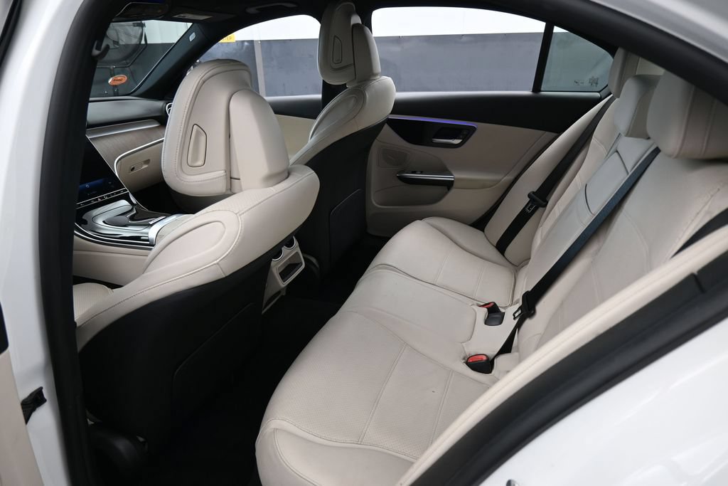 Used 2025 Mercedes-Benz C 300 Sedan image 37