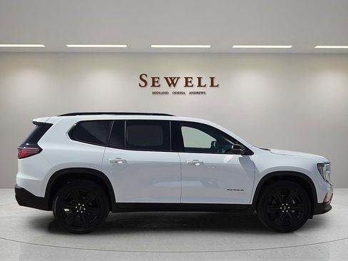 Used 2026 GMC Acadia Elevation w/ Black Edition AWD/4WD image 5