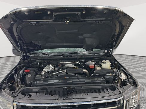 Used 2021 GMC Sierra 3500 SLT w/ SLT Premium Package image 28