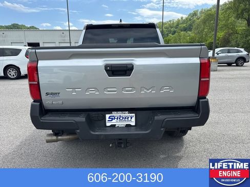 Used 2024 Toyota Tacoma SR AWD/4WD image 8