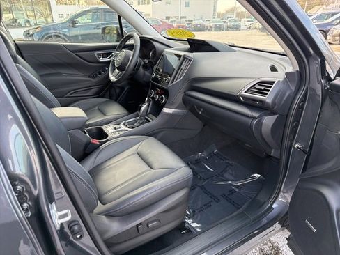 Used 2023 Subaru Forester Touring image 23