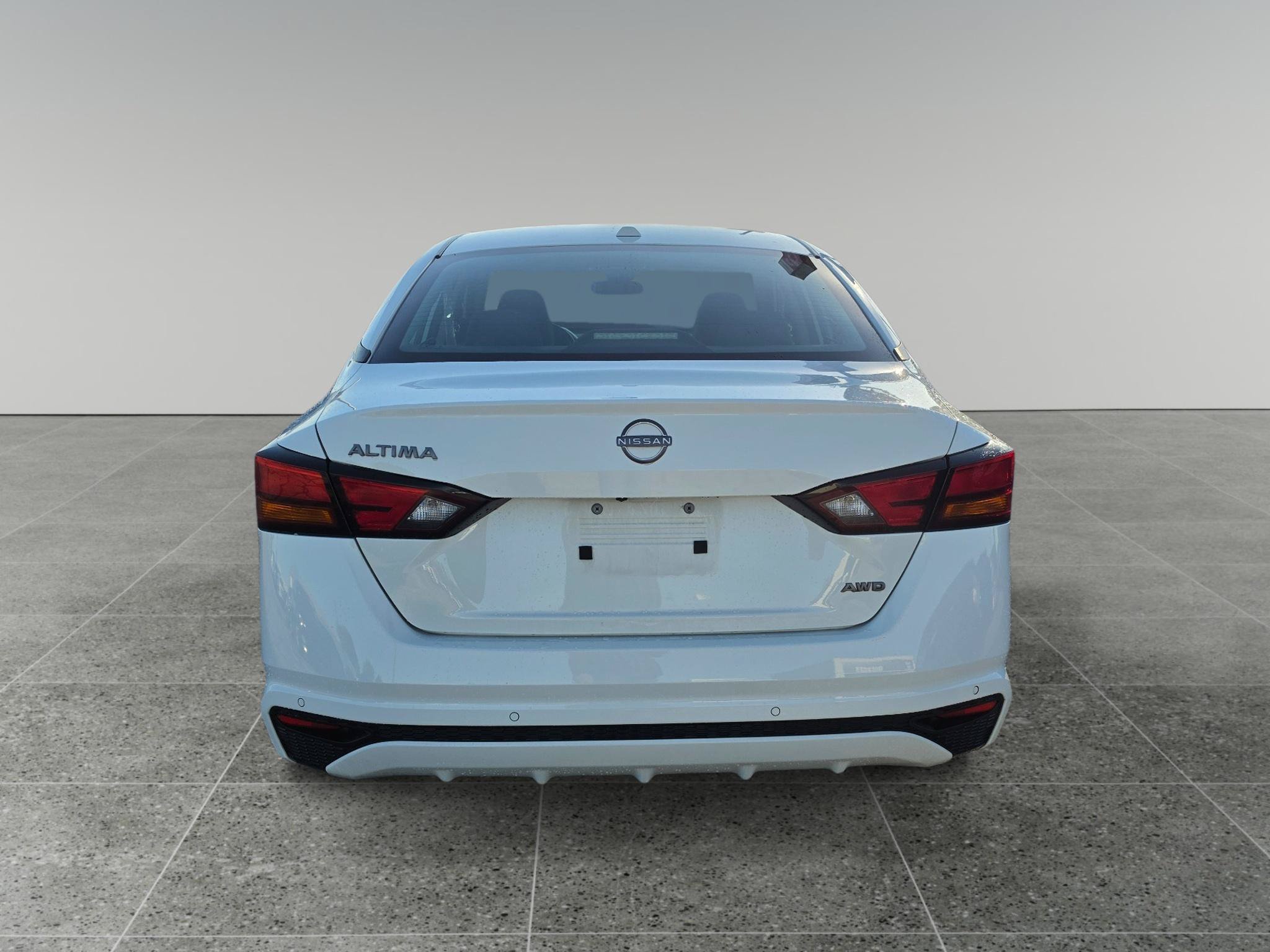 Used 2025 Nissan Altima 2.5 SV AWD/4WD image 5