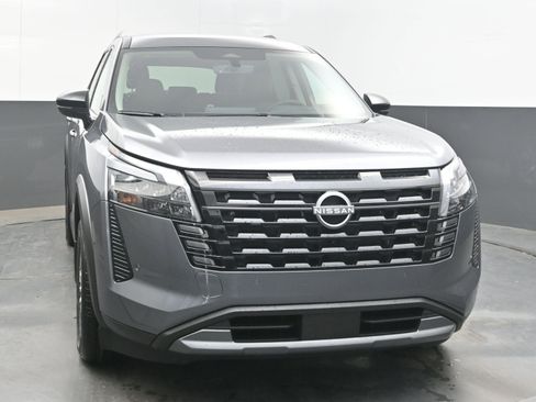 New 2026 Nissan Pathfinder SL FWD image 2