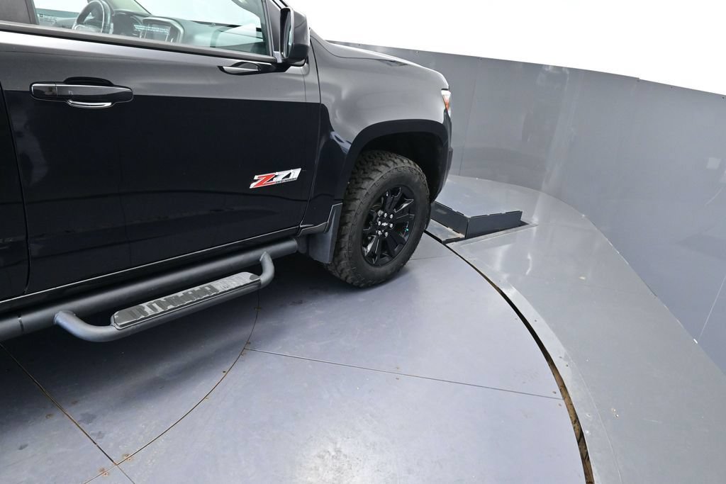 Used 2020 Chevrolet Colorado Z71 w/ Z71 Midnight Edition AWD/4WD image 21