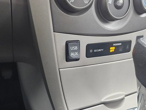 Used 2013 Toyota Corolla LE Special Edition image 33