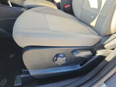 Certified 2021 Ford EcoSport S AWD/4WD image 22
