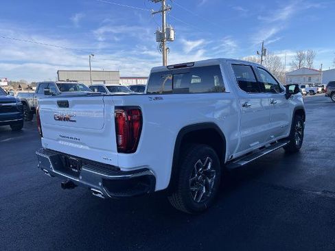 New 2026 GMC Sierra 1500 SLT w/ SLT Premium Plus Package image 9