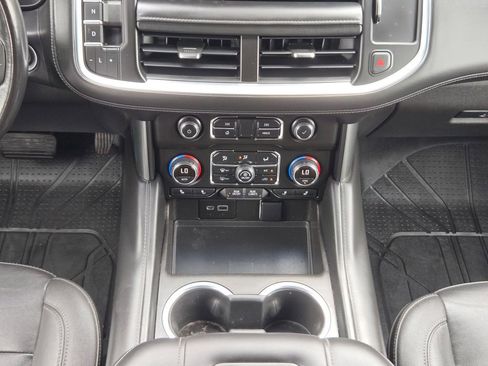 Used 2021 Chevrolet Tahoe Z71 AWD/4WD image 18