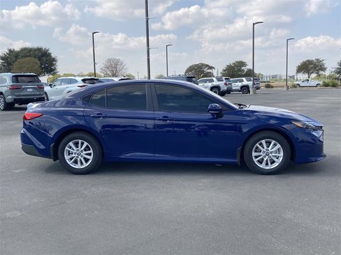 New 2026 Toyota Camry LE image 4